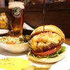 名古屋「ザコーナー ハンバーガーアンドサルーン」 名古屋発、グルメバーガーとクラフトビールの素敵なペアリング