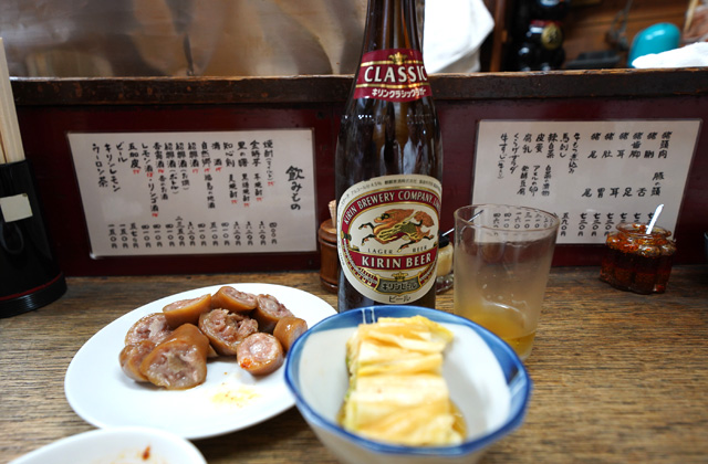 横浜「豚の味珍」 狸小路奥の隠れた幸せ。豚の珍味で焼酎が進みます。