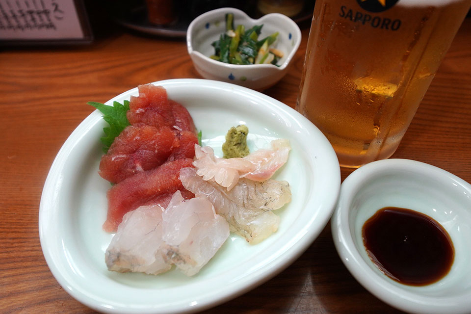 富山「親爺」創業60余年、キトキト魚や昆布締め、おでんを肴に満寿泉