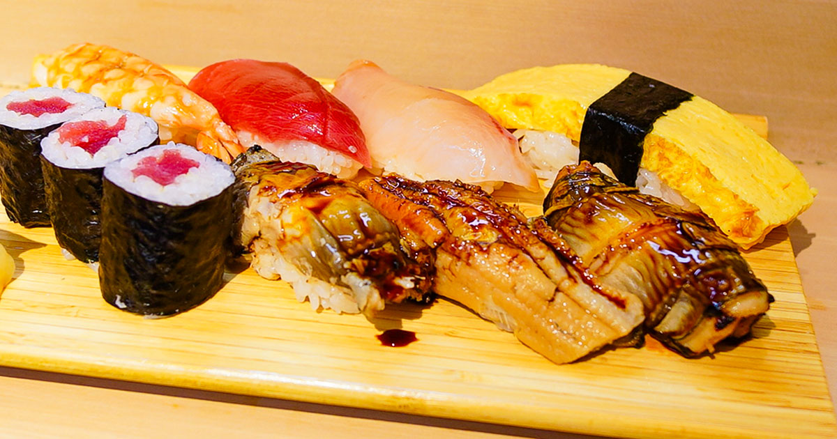 谷中『すし乃池』60年続く名店！とろける穴子寿司は寺町特有の理由で広まった