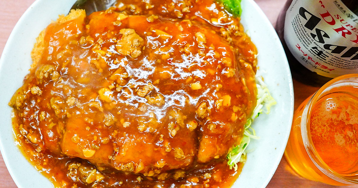 荻窪『やしろ食堂』商店街で半世紀、家族で守る定食屋の名物マーボメンチは茶色系の極み
