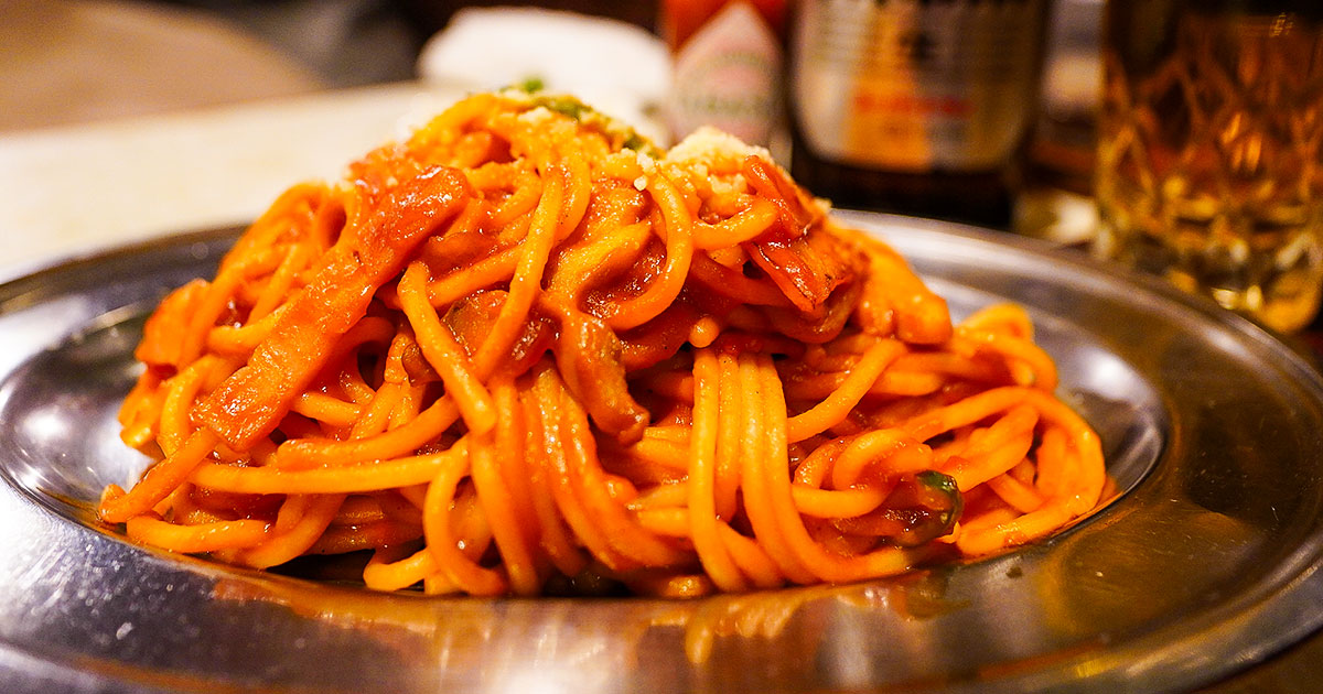 錦糸町『喫茶ニット』創業60年!銀皿ナポリタンにビールをあわせて喫茶飲み 銅板焼きホットケーキも秀逸