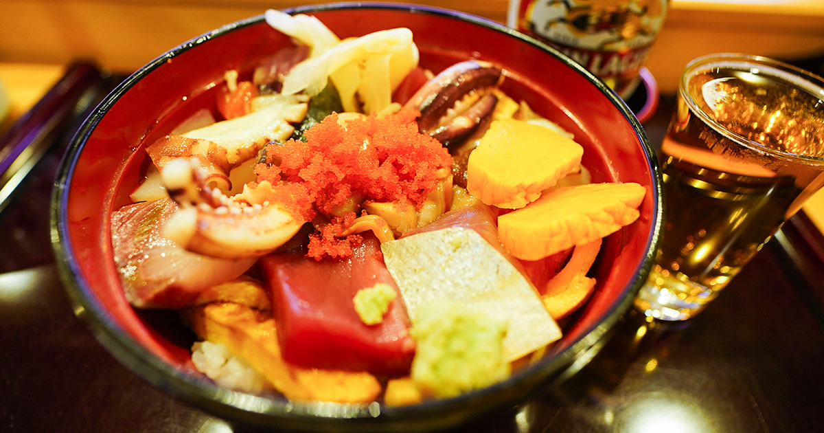 御徒町『初音鮨本店』創業150年の名店！下町の実力派でほお張る、極上のばらちらし