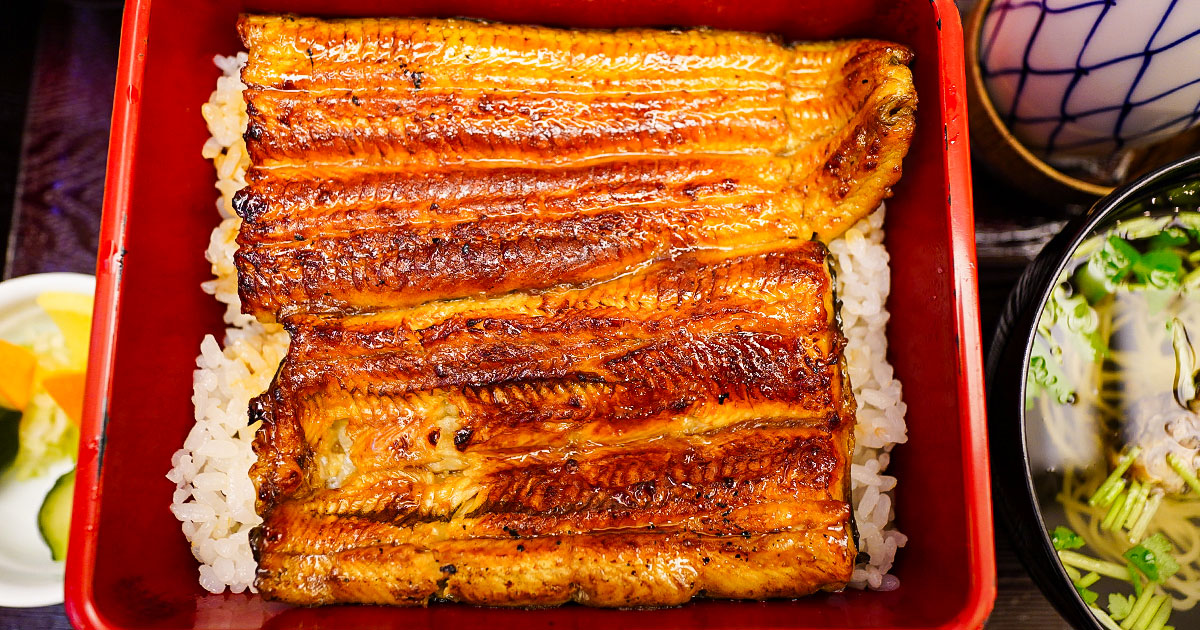 浅草『小柳』祝・百周年！鰻重が三千円台 浅草っ子が普段遣いする下町の鰻屋で上燗を