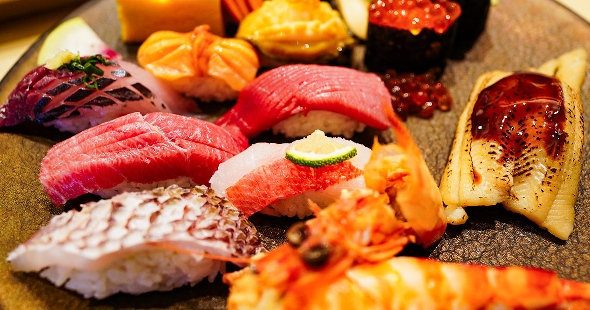 神田『神田江戸ッ子寿司 中店』創業70年の駅前大衆寿司 職人技が光る江戸前握りを手頃な価格で満喫