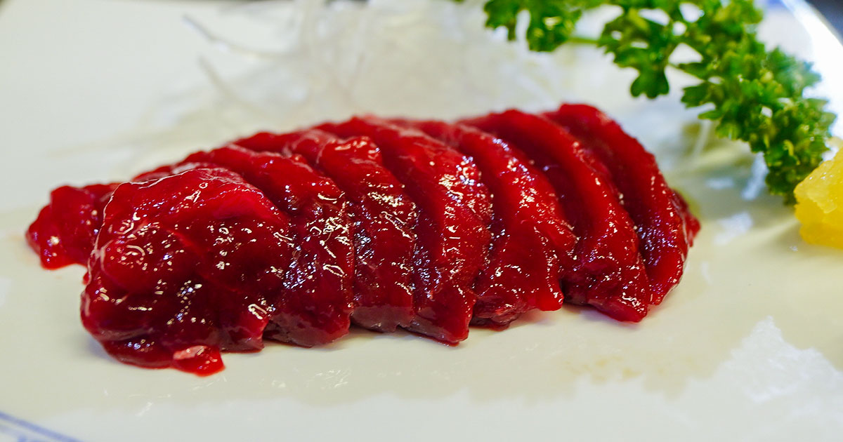 錦糸町『太田屋』名物クジラ刺しに舌鼓！駅から離れても通いたい昭和20年創業の老舗酒場 下町酎ハイもある