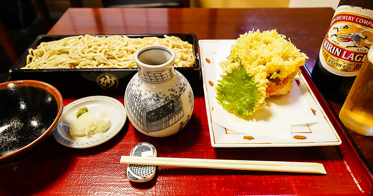 虎ノ門『大坂屋 砂場 本店』明治5年創業！登録有形文化財で味わう絶品の芝海老かき揚げ天せいろ