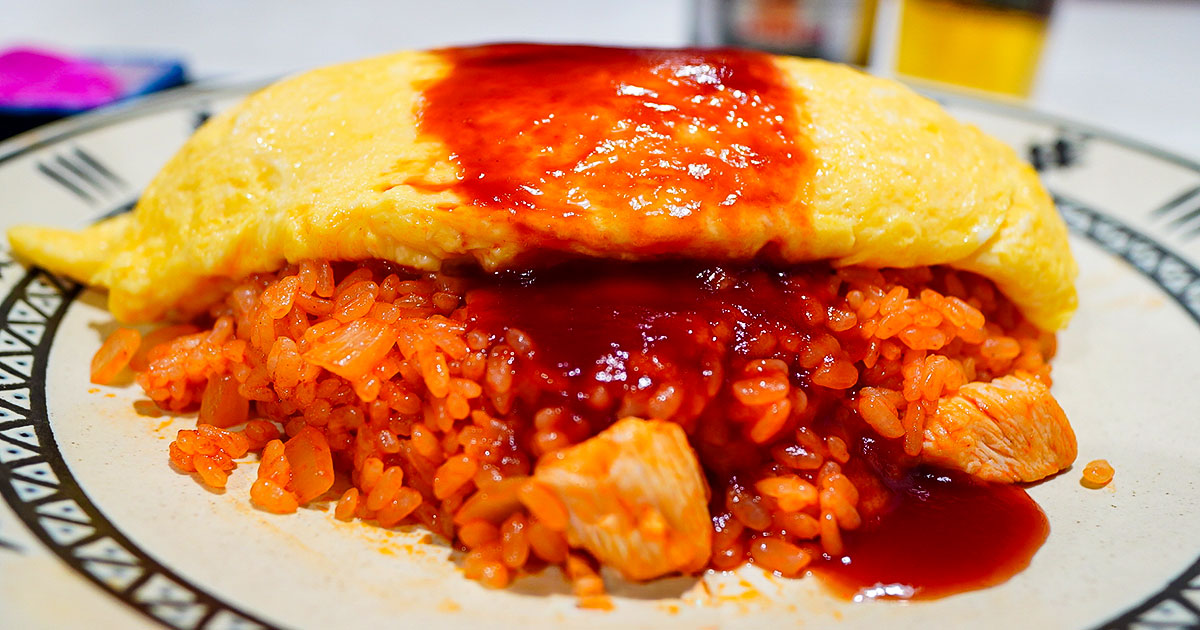 亀戸『洋食中華 エチゴヤ』創業130年の老舗食堂！濃厚ケチャップの絶品オムライスで大瓶を空ける