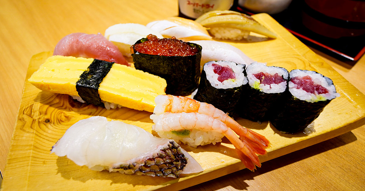 五反田『都々井』1貫100円 物価高なんて怖くない！36年続く立ち食い寿司で寿司センベロ