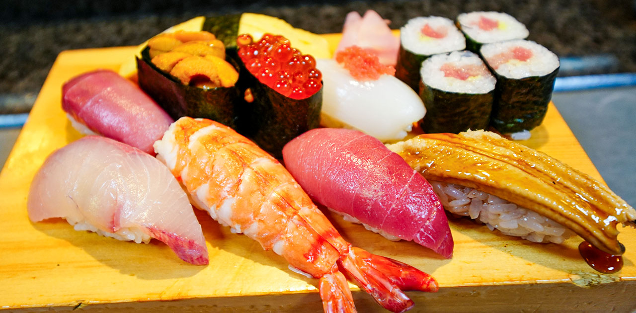 町屋『錦鮨』大正創業、100年の老舗！下町の大衆鮨カウンターで特上ネタを肴に酔う